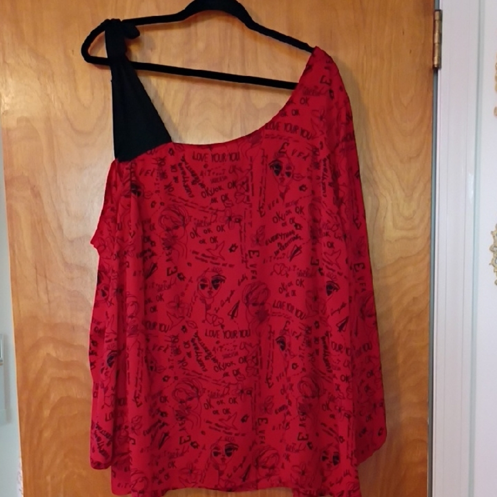 Red One-Shoulder Graphic Blouse